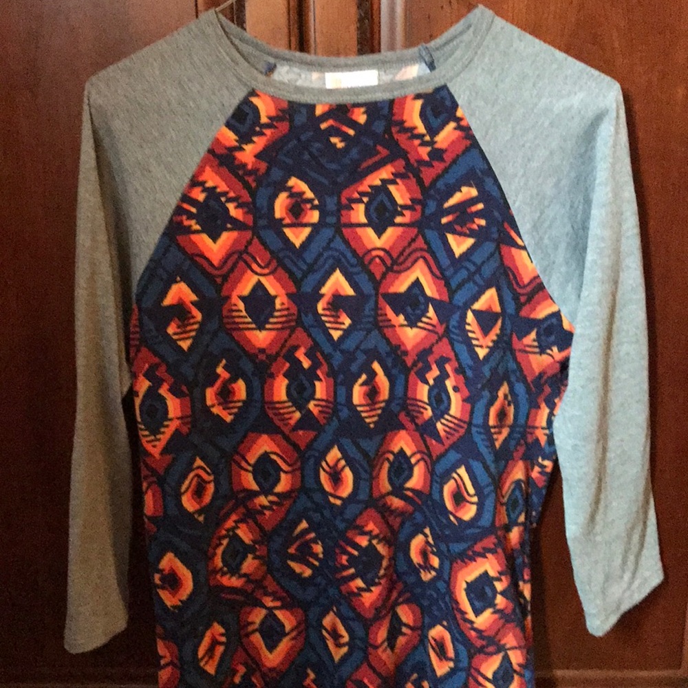 Lularoe XS Randy t-shirt